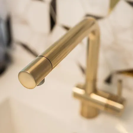 Pearl Dorobanti * Bucharest