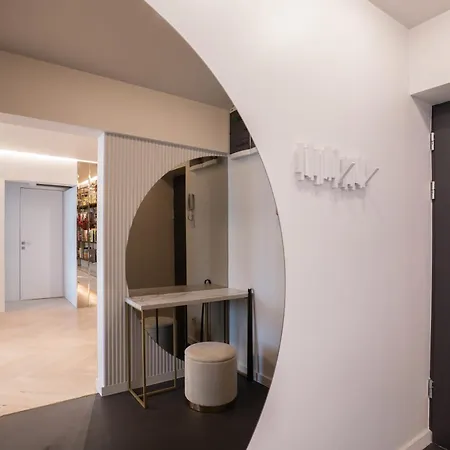 Pearl Dorobanti Apartment Bucharest